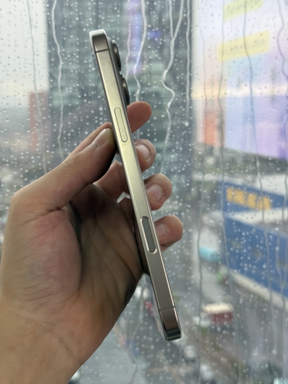 15 Ay Garantili - iPhone 16 Pro Max 256GB - Natural Titanyum - %97 - Görsel 4